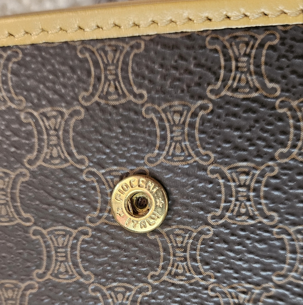 EUC CELINE Paris Vintage Triomphe Monogram & Tan Leather 2 sided Wallet - Picture 7 of 14